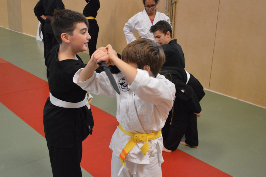 Entrainement enfant, défense contre couteau